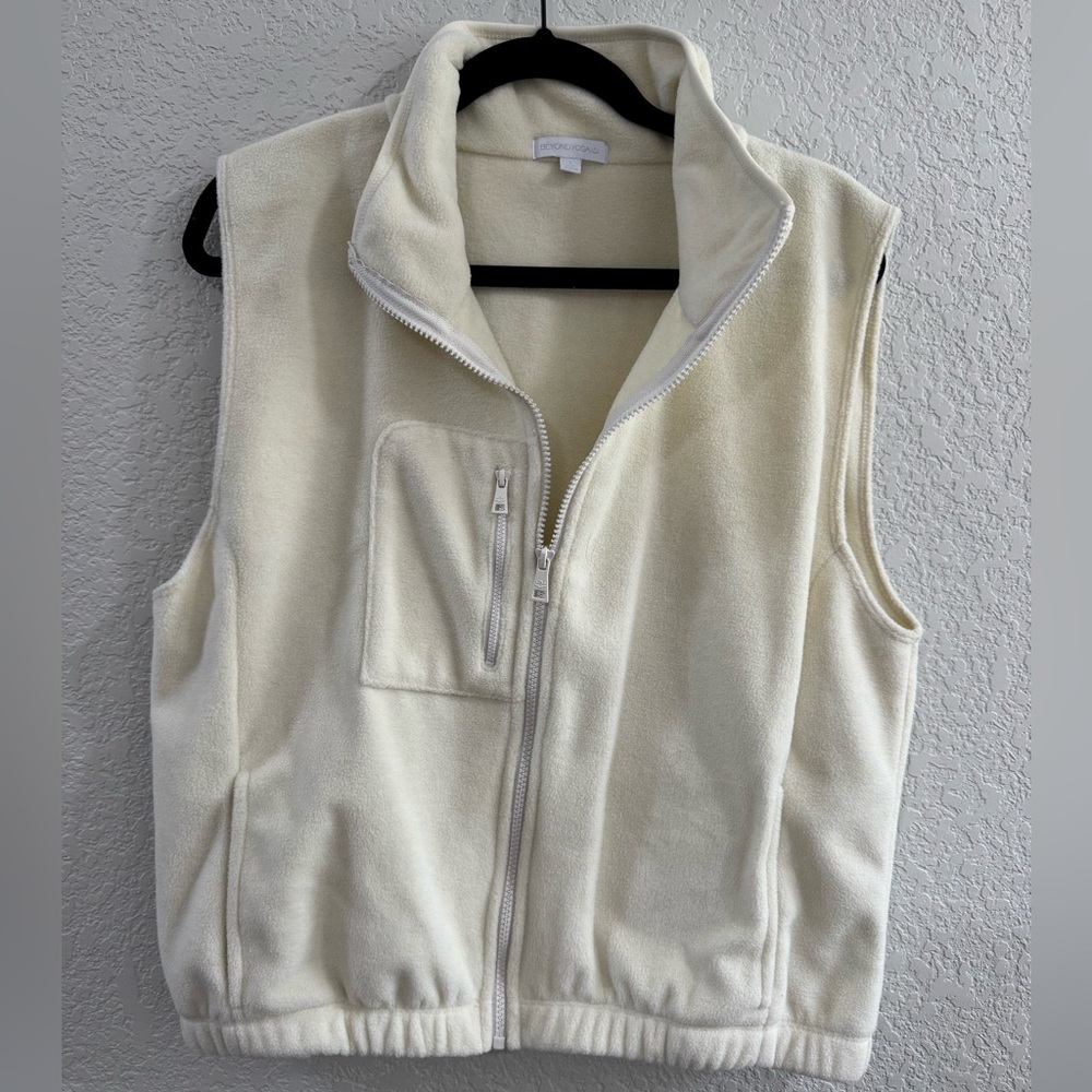 Beyond Yoga Cream Fleece Vest